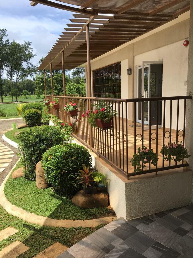 Lugano Bed And Breakfast Santa Ana  Exterior photo
