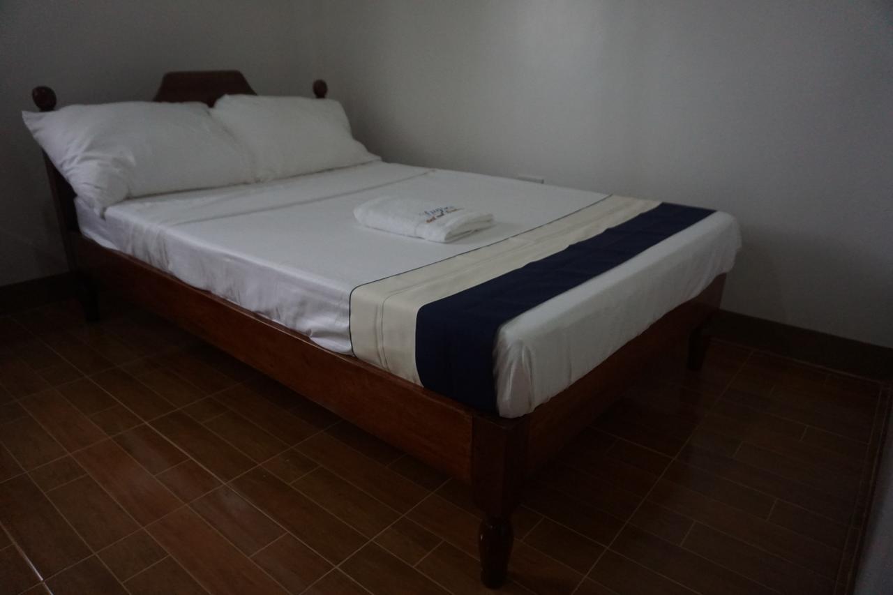 Lugano Bed And Breakfast Santa Ana  Exterior photo